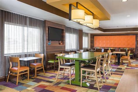 FAIRFIELD INN & SUITES MANSFIELD ONTARIO .